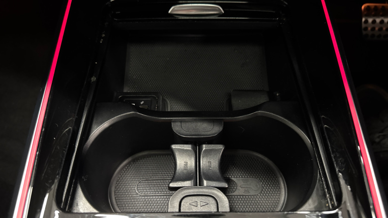 Mercedes-Benz GLB 200 AMG Line Premium + Night Ed 5dr 7G-Tronic Petrol Estate